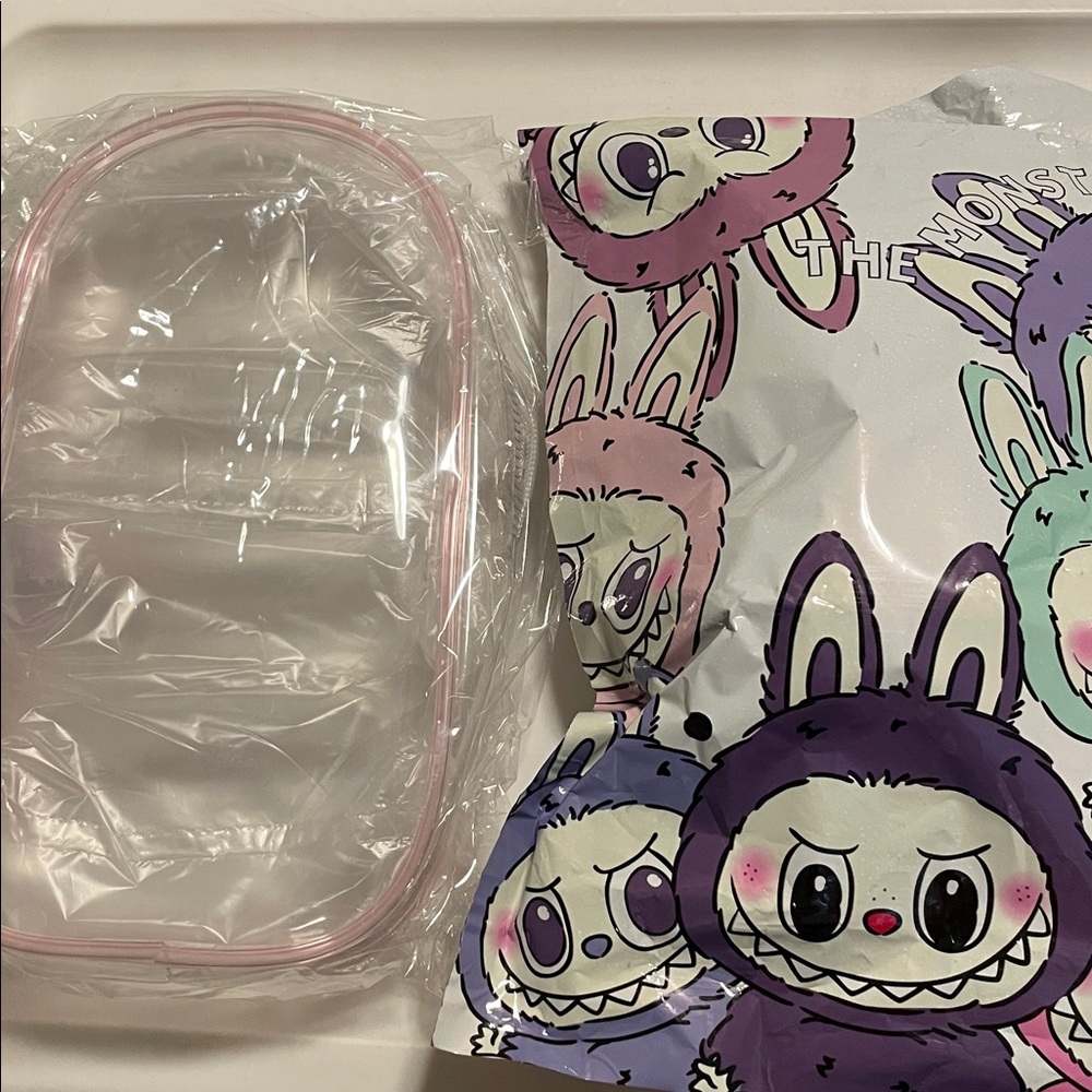 Brand new Labubu The Monsters in Bag plus carry case & clothes